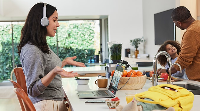 Remote worker using Cisco Headset 730, Webex Camera